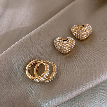 Elegante Yuli Harten Parel Oorbellen voor een Verfijnde Touch