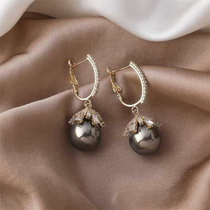 Elegante Malia Druppeloorbellen met Stralende Parels