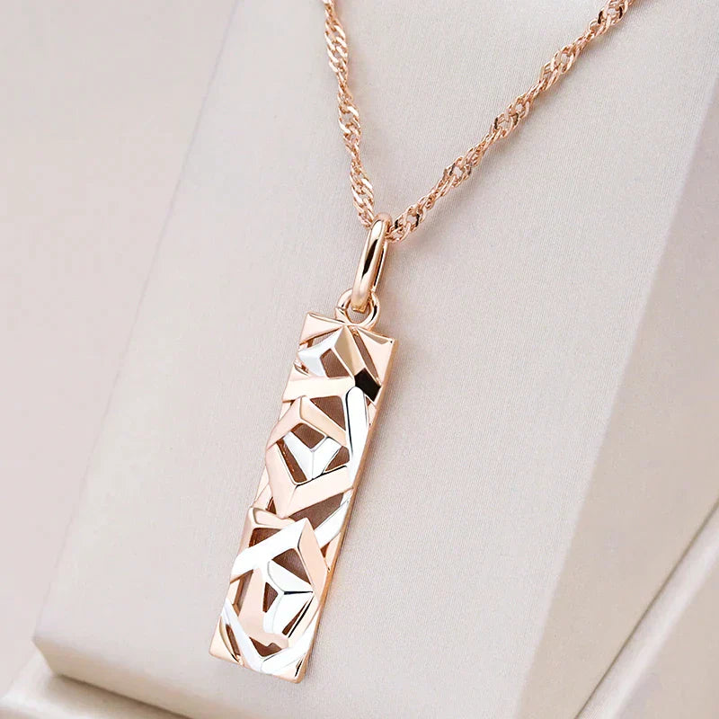 Elegante zilveren-gouden halsketting voor verfijnde accenten