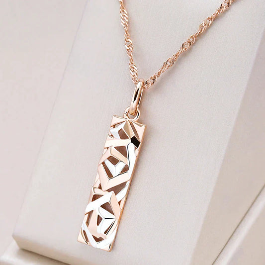Elegante zilveren-gouden halsketting voor verfijnde accenten